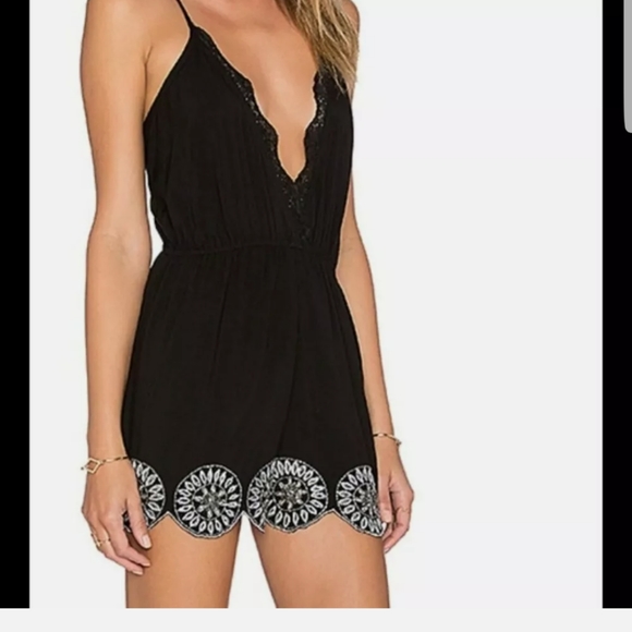 TULAROSA Romper Tank Shorts Onesie 💜 Large NWT Beaded Embroidery Aceents